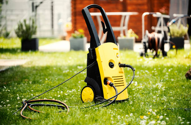 Best Spring Cleaning  in Paisley, FL